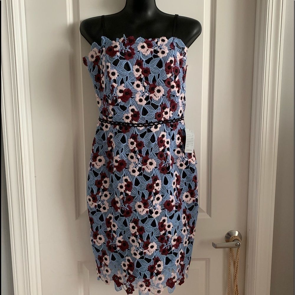 Adelyn Rae MIDI Dress Size M